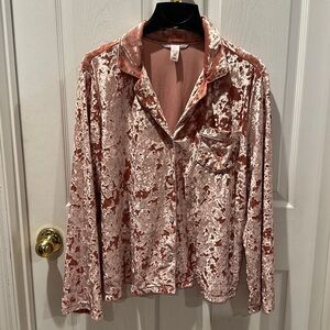 Victoria's Secret Pink rose Crushed Velvet Pajama Top Button Front Long Sleeves